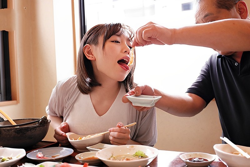 Chuyến du lịch của Nene Tanaka với anh người yêu hơi bị giừ